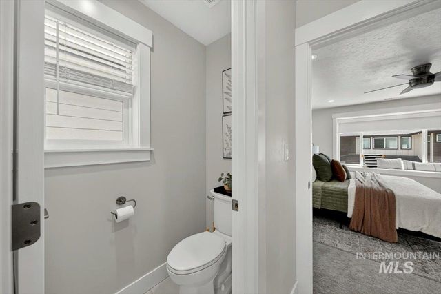 1428 E Star Dr, Meridian, ID 83646