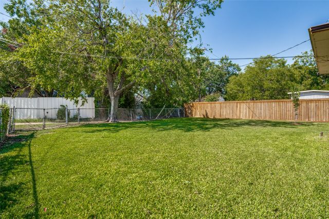 2826 Marbella Lane, Dallas, TX 75228