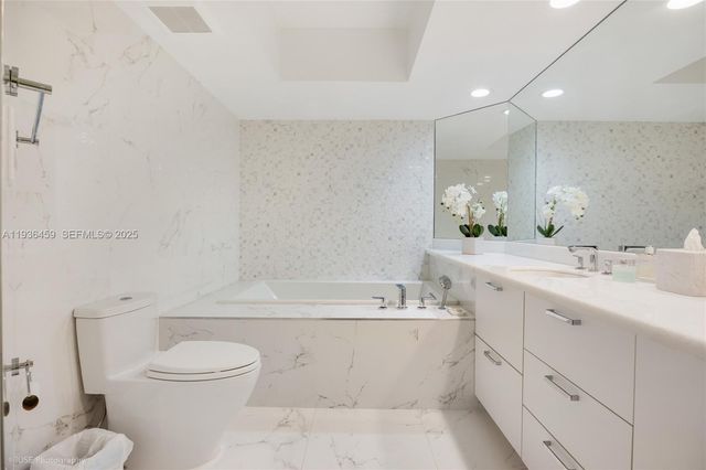 16425 Collins Ave 2215, Sunny Isles Beach, FL 33160