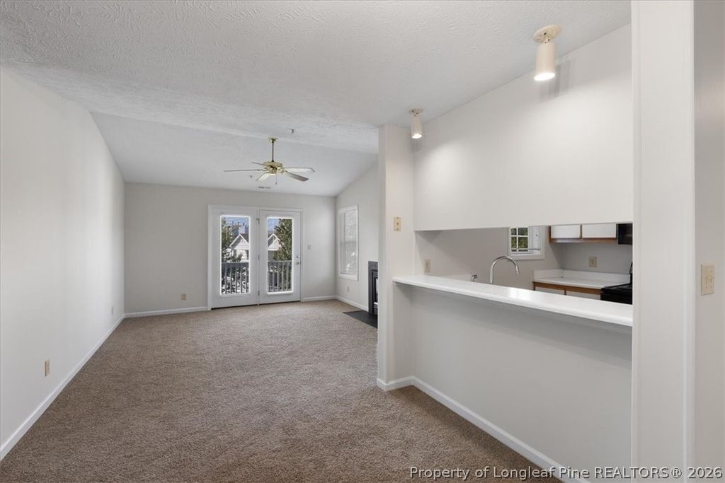 250 Waterdown Drive 12, Fayetteville, NC 28314 — photo 5