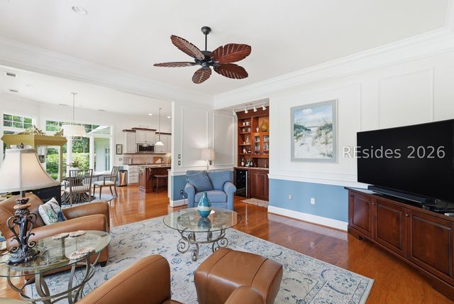 13 Balmoral Pl, Hilton Head Island, SC 29926