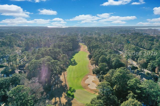 13 Balmoral Pl, Hilton Head Island, SC 29926
