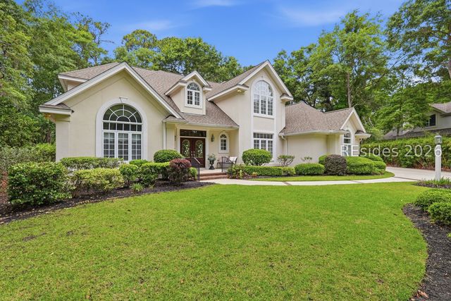 13 Balmoral Pl, Hilton Head Island, SC 29926