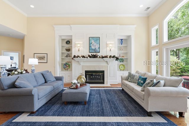 13 Balmoral Pl, Hilton Head Island, SC 29926