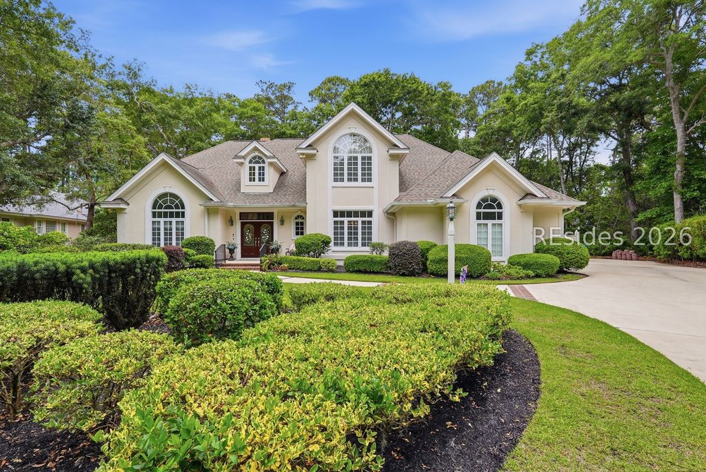 13 Balmoral Pl, Hilton Head Island, SC 29926