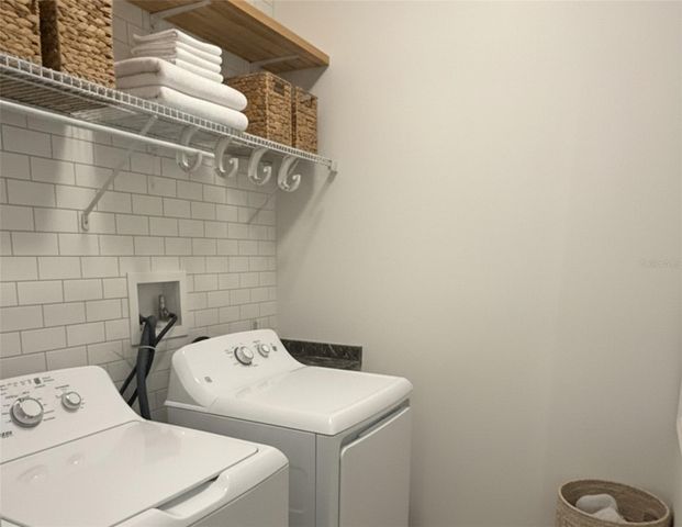 2887 MOONSTONE BEND, Kissimmee, FL 34758