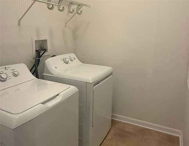 2887 MOONSTONE BEND, Kissimmee, FL 34758