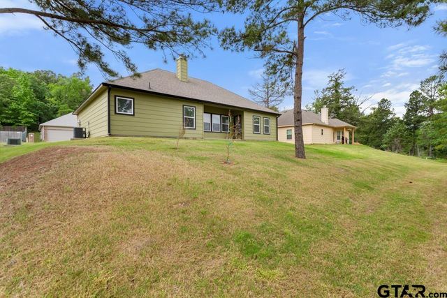 14127 Donna Dr, Brownsboro, TX 75756