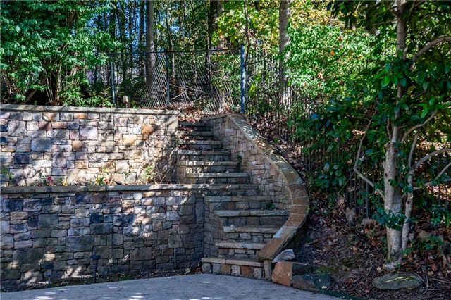 640 Belgrave Lane, Tucker, GA 30084