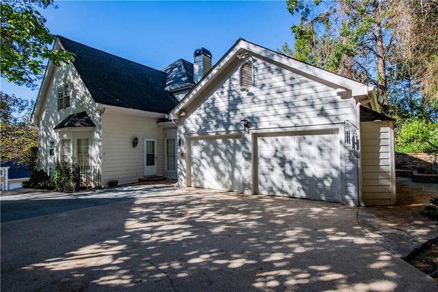 640 Belgrave Lane, Tucker, GA 30084