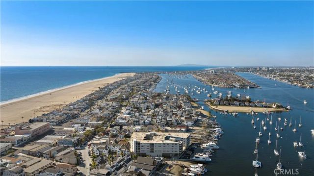 310 Fernando Street 307, Newport Beach, CA 92661