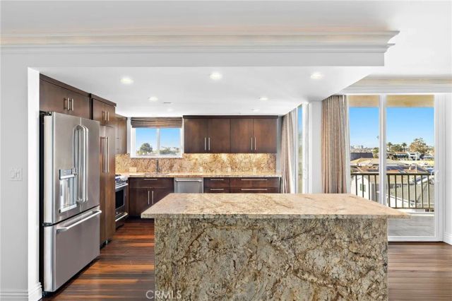 310 Fernando Street 307, Newport Beach, CA 92661