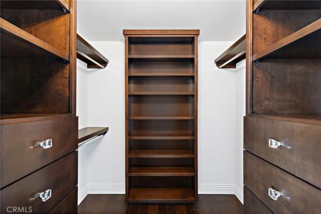 310 Fernando Street 307, Newport Beach, CA 92661