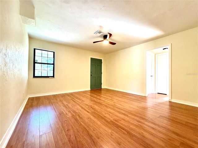 916 W ORIENT STREET, Tampa, FL 33603