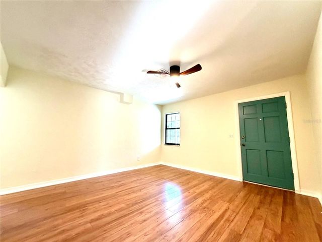 916 W ORIENT STREET, Tampa, FL 33603