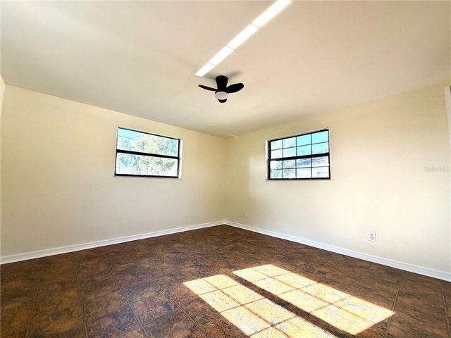 916 W ORIENT STREET, Tampa, FL 33603