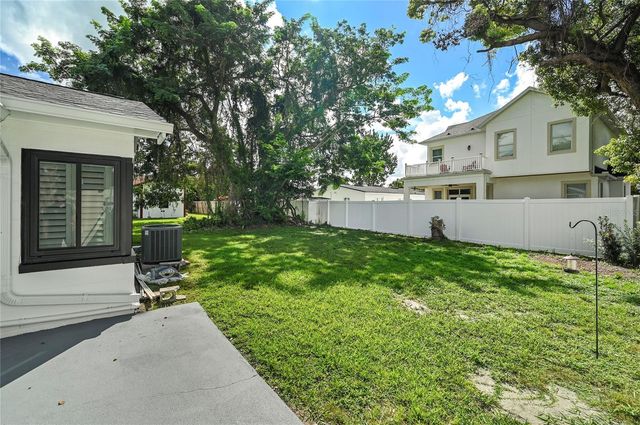 800 W CANTON AVENUE, Winter Park, FL 32789