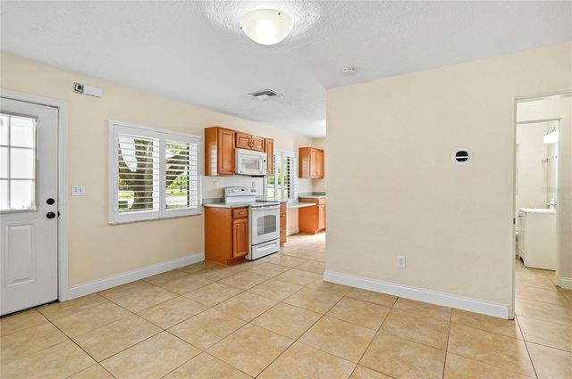800 W CANTON AVENUE, Winter Park, FL 32789