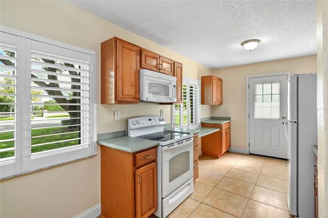 800 W CANTON AVENUE, Winter Park, FL 32789
