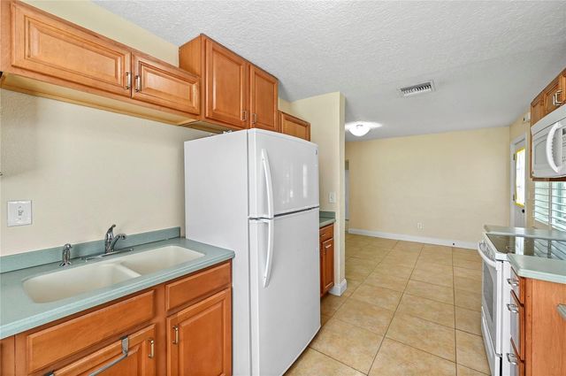 800 W CANTON AVENUE, Winter Park, FL 32789