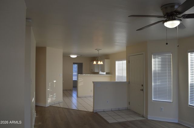 8435 W CAMPBELL Avenue, Phoenix, AZ 85037