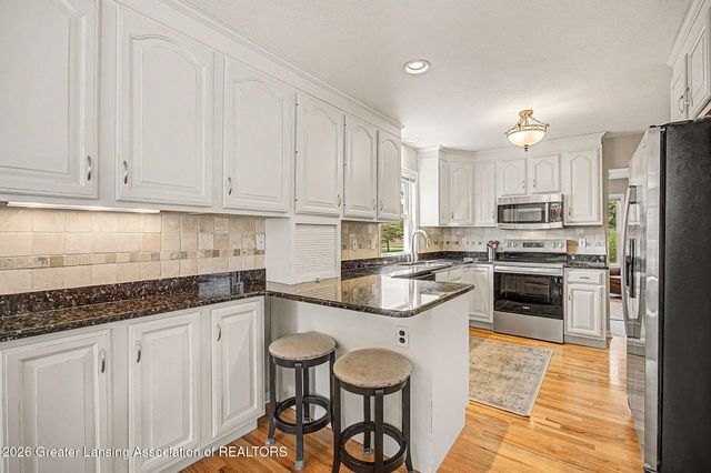 3240 Dietz Road, Williamston, MI 48895