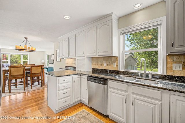 3240 Dietz Road, Williamston, MI 48895