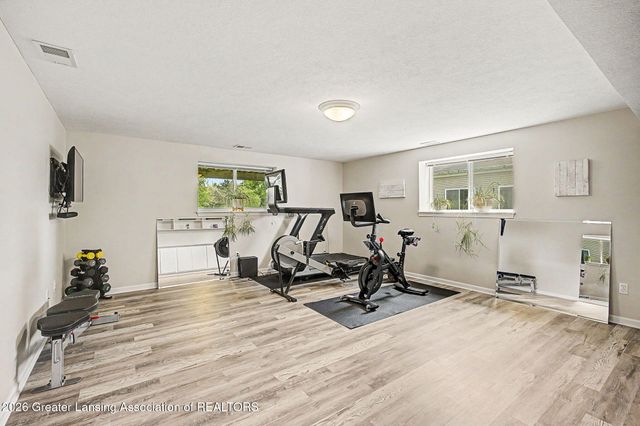 3240 Dietz Road, Williamston, MI 48895