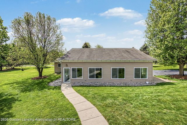 3240 Dietz Road, Williamston, MI 48895