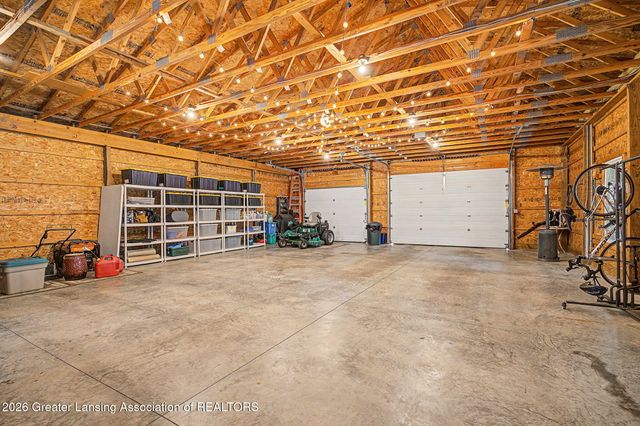 3240 Dietz Road, Williamston, MI 48895