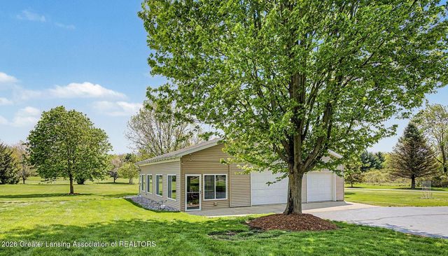 3240 Dietz Road, Williamston, MI 48895