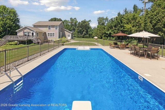 3240 Dietz Road, Williamston, MI 48895