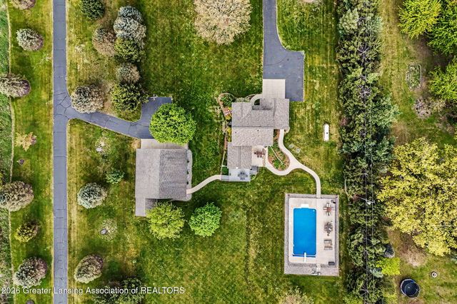 3240 Dietz Road, Williamston, MI 48895