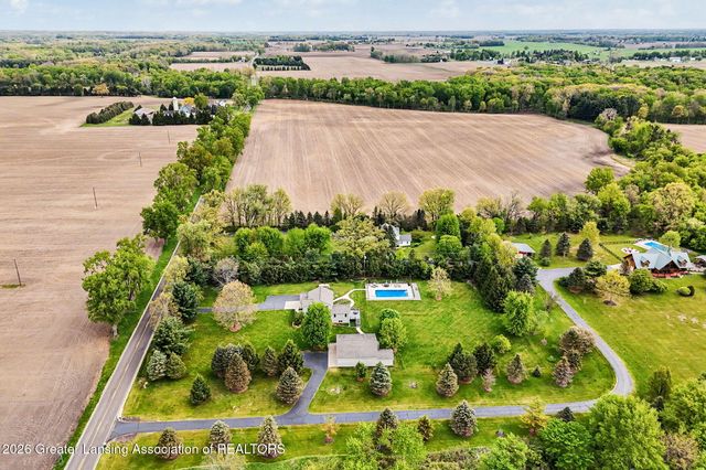 3240 Dietz Road, Williamston, MI 48895