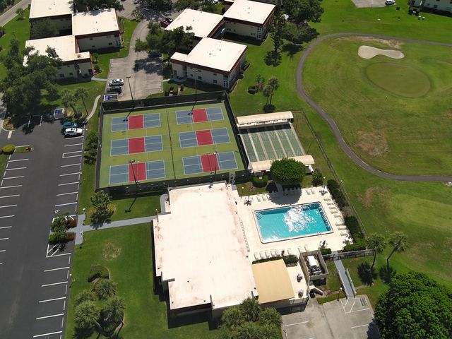 16 Vista Palm Lane 106, Vero Beach, FL 32962
