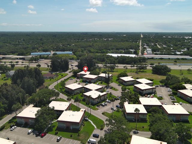16 Vista Palm Lane 106, Vero Beach, FL 32962