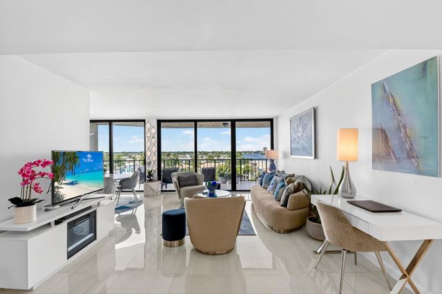 899 Jeffery St 710, Boca Raton, FL 33487