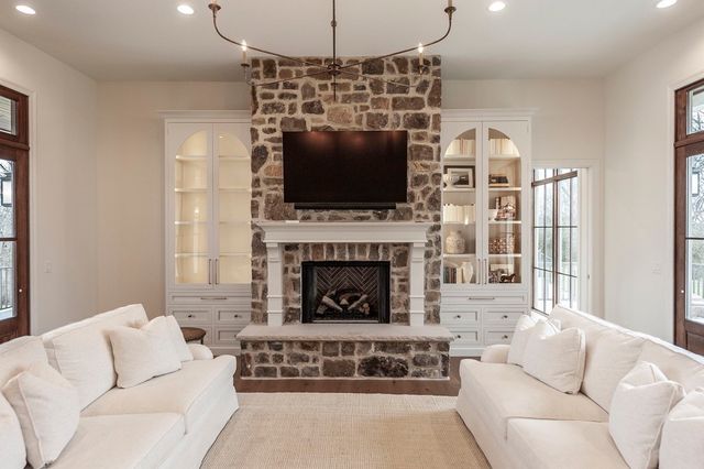 197E Bugg Hollow Rd, Gallatin, TN 37066