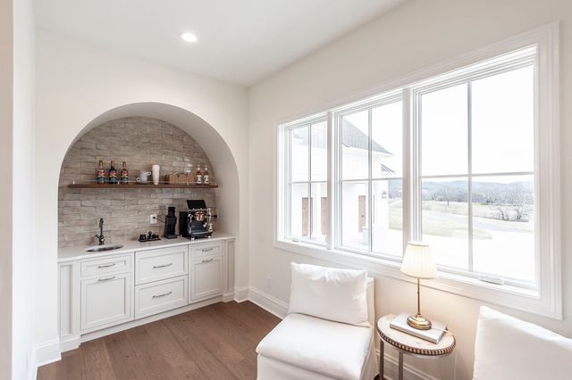 197E Bugg Hollow Rd, Gallatin, TN 37066