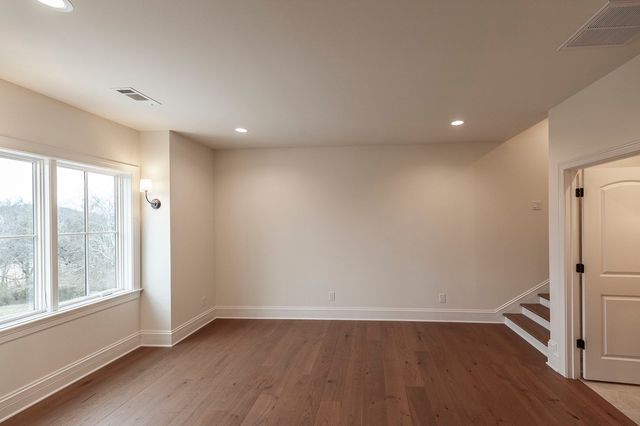 197E Bugg Hollow Rd, Gallatin, TN 37066