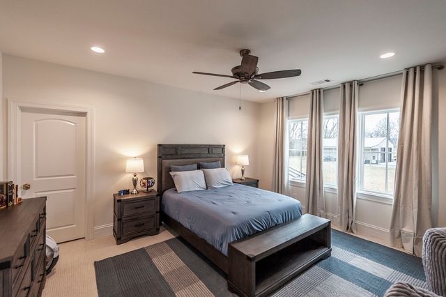 197E Bugg Hollow Rd, Gallatin, TN 37066