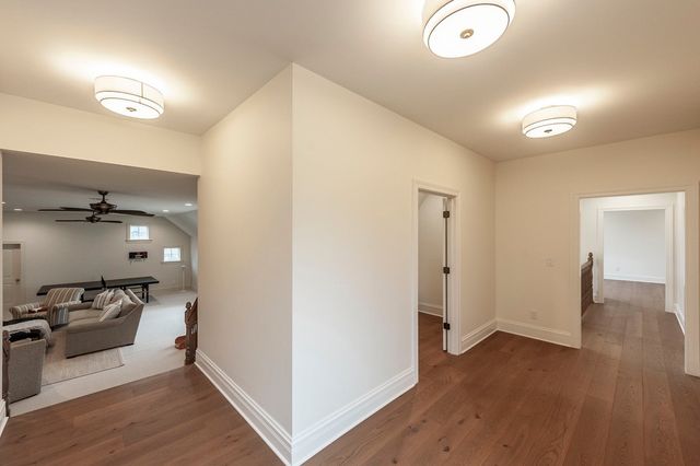 197E Bugg Hollow Rd, Gallatin, TN 37066