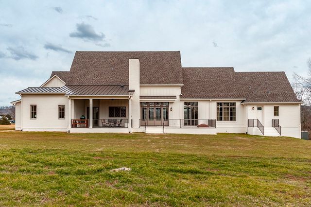 197E Bugg Hollow Rd, Gallatin, TN 37066