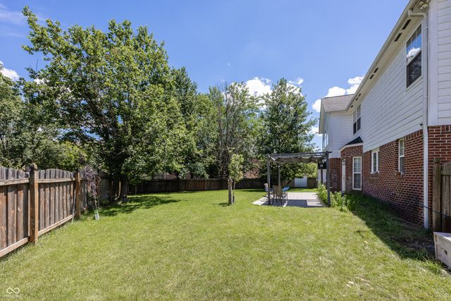 5889 Pebblestream Drive, Carmel, IN 46033