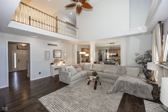 5889 Pebblestream Drive, Carmel, IN 46033
