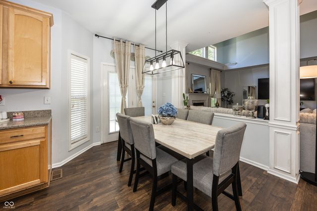 5889 Pebblestream Drive, Carmel, IN 46033
