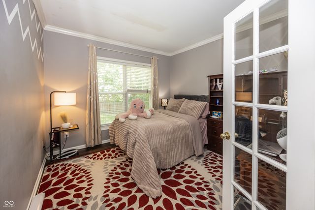 5889 Pebblestream Drive, Carmel, IN 46033
