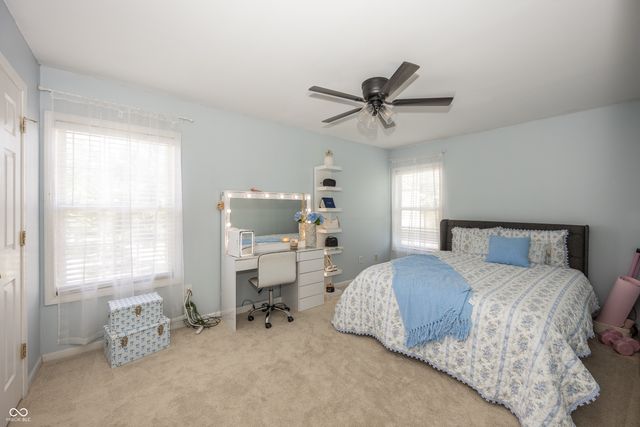 5889 Pebblestream Drive, Carmel, IN 46033