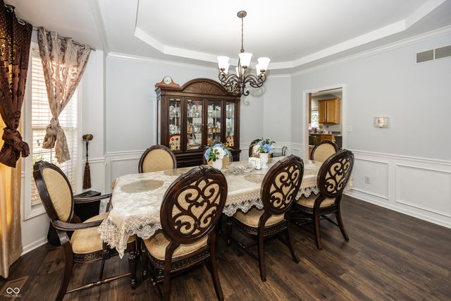 5889 Pebblestream Drive, Carmel, IN 46033