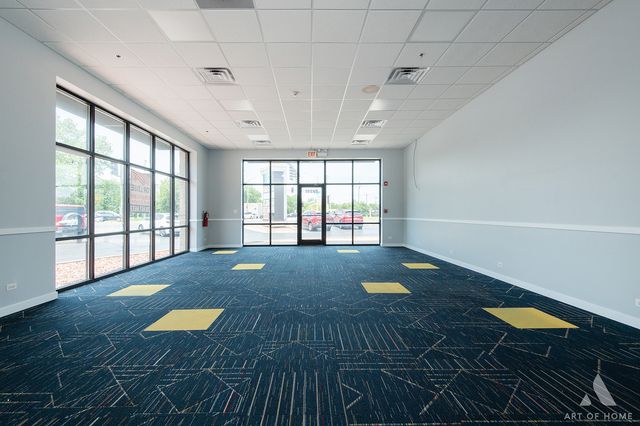 7929 W Cermak Road I, North Riverside, IL 60546